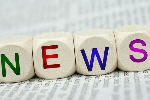 Триъгълната мотика е добър помощник при копаене на малки растения на открито